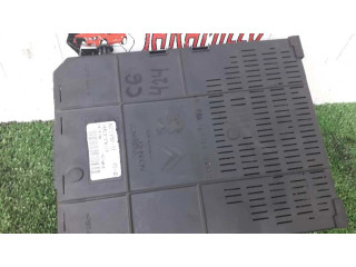 Блок предохранителей 96619404180   Citroen C6    