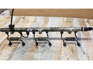 Vstřikovací lišta 0445216002   BMW 5 E39  pro naftový motor 2.5  