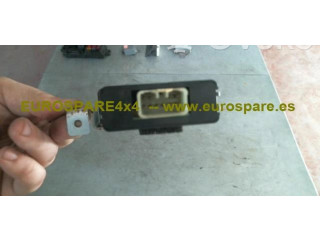   Pojistková skříňka 077300-1771, 077300-2400   Mitsubishi Montero 1999