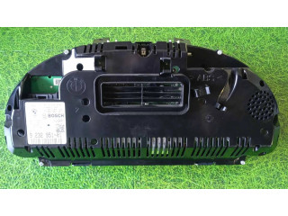 Přístrojová deska  BMW 7 F01 F02 F03 F04 2011 17388410, 9232951  
