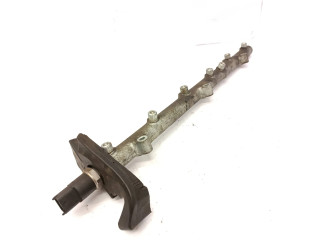 Vstřikovací lišta 0445216002, 060400   BMW 5 E39  pro naftový motor 2.5  
