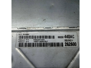 Řídící jednotka P05150869AD   Dodge Challenger 2015