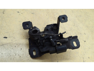 Замок капота 8L0823509C   Audi A3 S3 8L