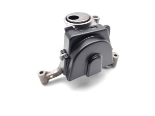 Масляный насос  SFJA CM5G-6600-DC  Ford B-MAX 