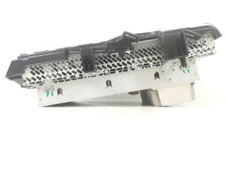 Дисплей    1045006-00-C, 1002294-00-H   Tesla Model X