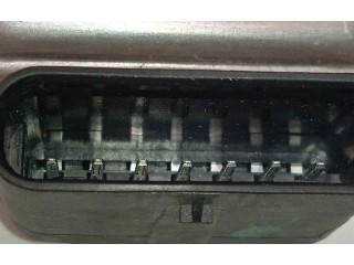 Блок управления 8892136175, P8892136175   Lynk & co 01