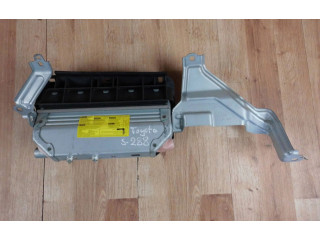 Подушка безопасности для колен 7390060030C0   Toyota Land Cruiser (J150)