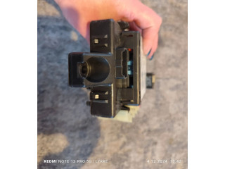 Ящик предохранителей (комплект) 8260097405   Daihatsu YRV