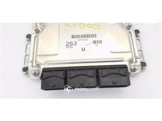 Блок управления двигателя MR577252   Mitsubishi Space Runner