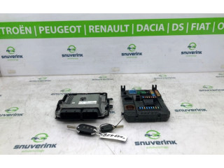 Řídící jednotka 9826380880, 1617304880   Peugeot 2008 I 2018