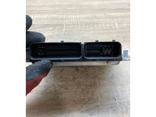 Řídící jednotka 038906019NA, 0281011822   Volkswagen Sharan 2001