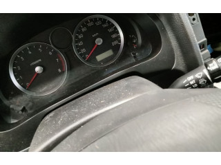 Панель приборов    Suzuki Liana       