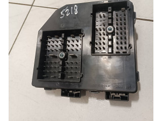 Блок предохранителей 95903657, 3657U   Opel Antara    