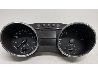 Přístrojová deska  Mercedes-Benz ML W164 2010 A1645409047, A2C53240810  
