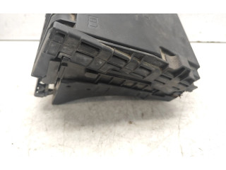Блок предохранителей  1K0937629A, 1K0937132F   Volkswagen Golf Plus    