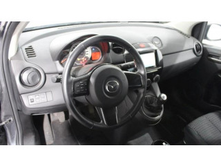 Блок подушек безопасности DF7157K00E02   Mazda 2