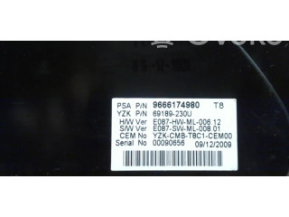 Přístrojová deska  Peugeot 5008 2010 9810462780, 9810462780  