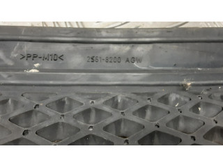 Передняя решётка Ford Fiesta 2006-2008 года 2S618200AGW      