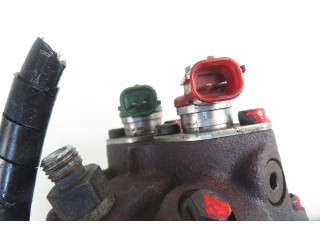 Топливный насос 09730000177, 2210027010   Toyota Avensis T220       