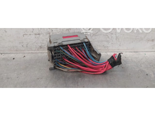   Pojistková skříňka 518322110, 9452993   Volvo S80 2001