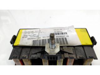 Блок предохранителей 9664705980, 102743986   Citroen C5    