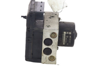 Jednotka ABS 1J0698517A   Volkswagen New Beetle 2000