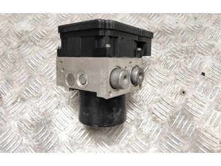 Jednotka ABS A2045455432, A2044312512   Mercedes-Benz C W204 2008
