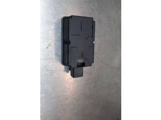 Zámek zadních dveří 30797900, 30797900   Volvo V70 2007