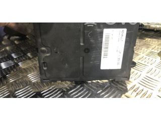   Pojistková skříňka 284B14449R   Renault Megane IV 2016