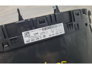 Přístrojová deska  Mercedes-Benz A W176 2015 A1769003303, 0263700338  