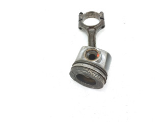  Поршень с шатуном D4204T14   Volvo S90, V90  