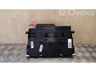 Блок предохранителей 8364542, 8364541   BMW X3 E83    