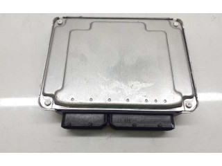Řídící jednotka 038906019KC, 0281011204   Volkswagen Passat Alltrack 2004