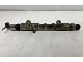 Vstřikovací lišta 8945860010, 238100R020   Toyota Auris 150     