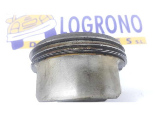 Píst 11257843748   BMW 5 E39   4.9  