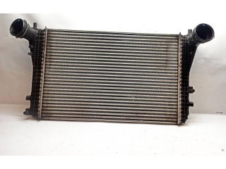 Интеркулер  1K0145803T, N6897002   Volkswagen Eos 