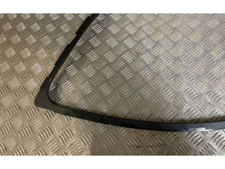 Передняя рамка дверного стекла 111823A1, 111824A1   Citroen DS7 Crossback   