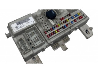  Pojistková skříňka 97RA012018, 303519096800   Ford Focus C-MAX 2005