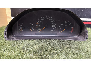 Přístrojová deska  Mercedes-Benz E W210  2105409647, CUADROINSTRUMENTOS  