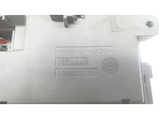   Pojistková skříňka 61149119446, 61149119445   BMW X1 E84 2011