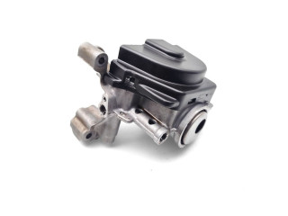 Масляный насос  SFJA CM5G-6600-DC  Ford B-MAX 