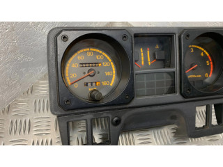 Панель приборов MB716924, 69326400   Mitsubishi Pajero       