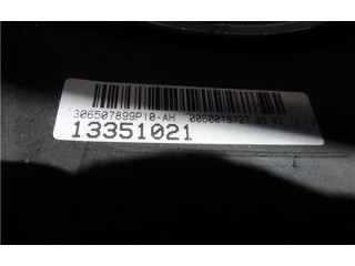 Volant Opel Meriva B 2013 13351039  