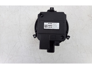Вентилятор печки    4M1820021C, 4M1820021C   Audi e-tron
