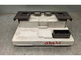 Дисплей    8200350498A, 281137007A   Renault Megane II