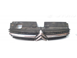 Передняя решётка Citroen C5 2001-2004 года 9636751980      