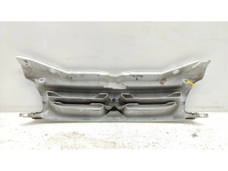 Передняя решётка Citroen Berlingo 1996-2002 года 9618254877      