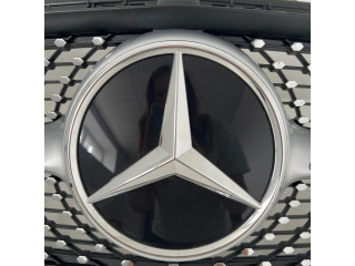 Верхняя решётка Mercedes-Benz CLA C118 X118 2019- года A1188880000, A0008880400      