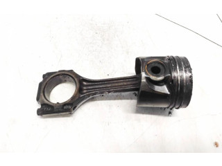 Píst    Audi A4 S4 B5 8D     