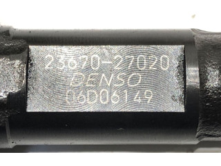 Vstřikovač 23670-27020   Toyota Corolla Verso E121     